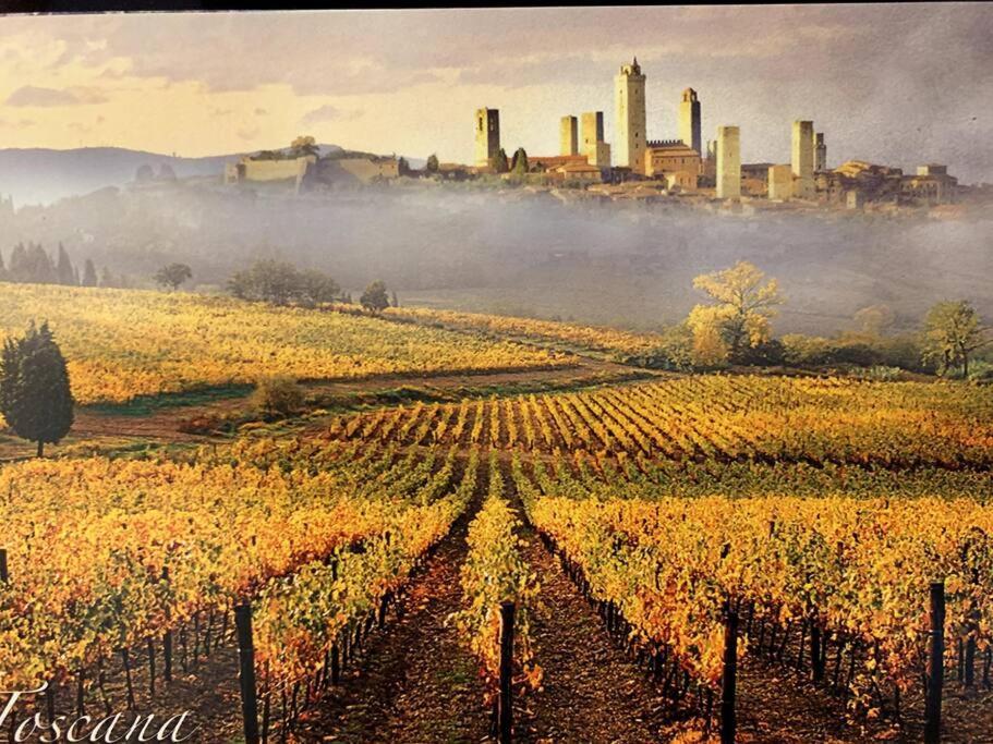 Lovely 2 Bedroom In San Gimignano Historic Center Exterior foto