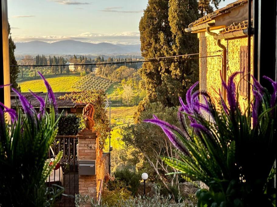 Lovely 2 Bedroom In San Gimignano Historic Center Exterior foto